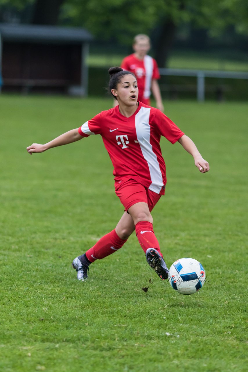 Bild 226 - wCJ SV Steinhorst/Labenz - VfL Oldesloe : Ergebnis: 18:0